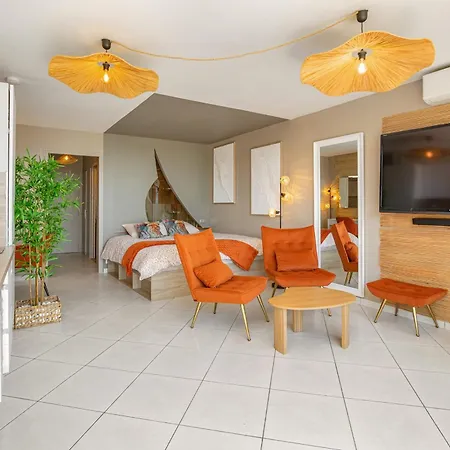 Appartement Bohème Met Zeezicht In Het Village Naturiste Cap Dagde Agde
