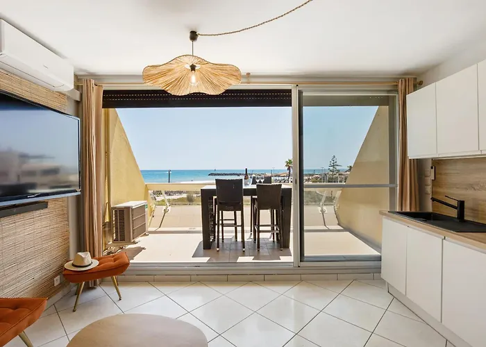 شقة Boheme Heliopolis Sea View In The Cap Dagde Naturist Village آجد