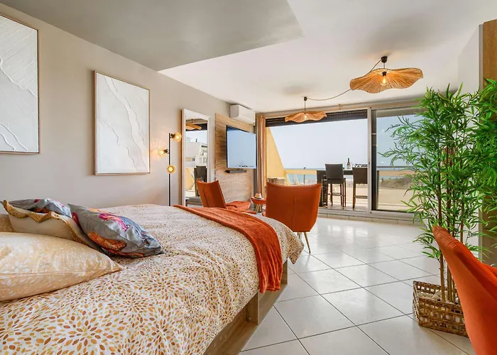 شقة Boheme Heliopolis Sea View In The Cap Dagde Naturist Village